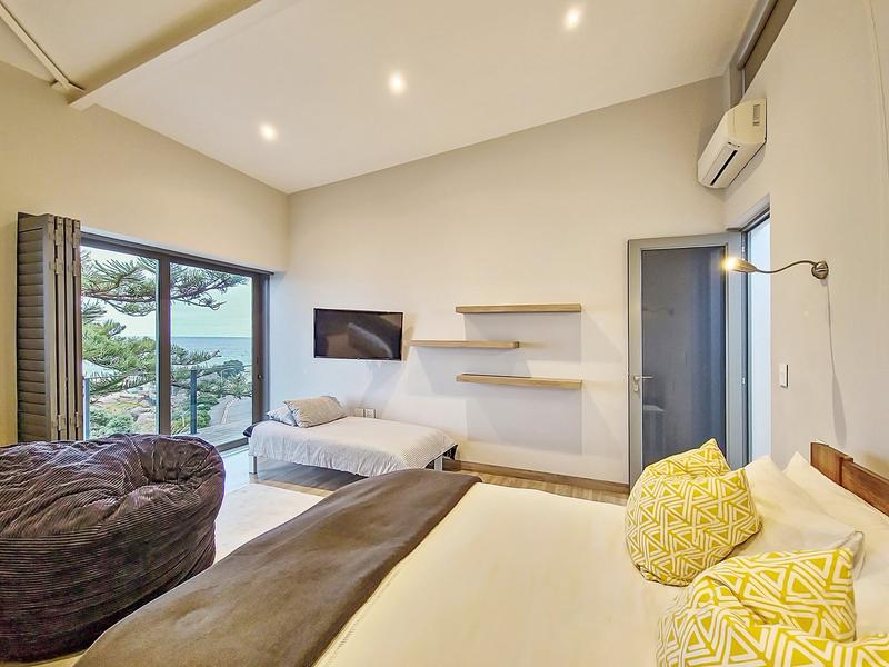 5 Bedroom Property for Sale in Bakoven Western Cape